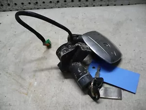 SUZUKI 81 1981 GS1000GL GS 10000 GL LOCK SET ASSY KEY GAS CAP OEM 37100-45301 - Picture 1 of 12