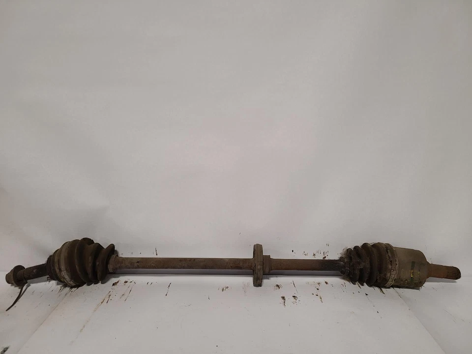 Eje de transmisión derecho usado se adapta a: Mercury Tracer R 1989. AT grado derecho A Foto 1 de 4