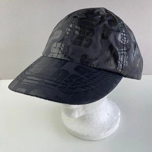UGG All Over Print Black Scatter Graphic Snapback Hat One Size Spellout 90s Styl - Picture 1 of 8