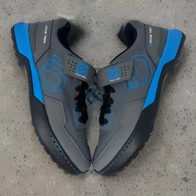 Five Ten 5.10 Ciclismo Ciclismo Zapatos para Mujer EE. UU. 8.5 Cernícalo Encaje Montaña Sin Clip Foto 1 de 4