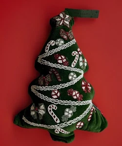 Tahari Weihnachtsbaum geformt Crushed Velvet grün mit Schmucksteinen besetzt Überwurf Kissen 9x16 NEU - Bild 1 von 8