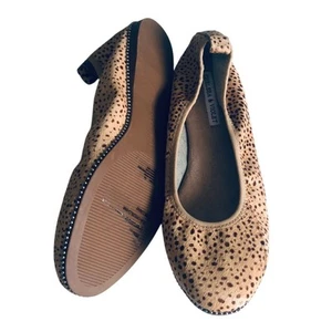 Chelsea & Violet 'Ruby' Women's 7 Calf Hair Leopard Print Ballet Flat - Picture 1 of 10