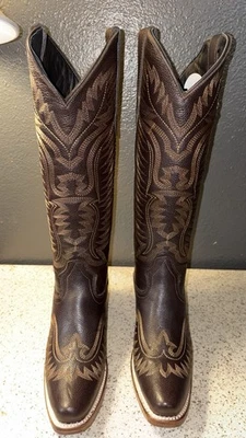 Botas vaqueras occidentales rodeo para mujer talla 7 MARRÓN CON bordado dorado (al por menor $380) Foto 1 de 4