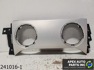 OEM 2005-2014 Ford Mustang 4.0L  FRONT DASH CENTER VENT PANEL - Изображение 1 из 4