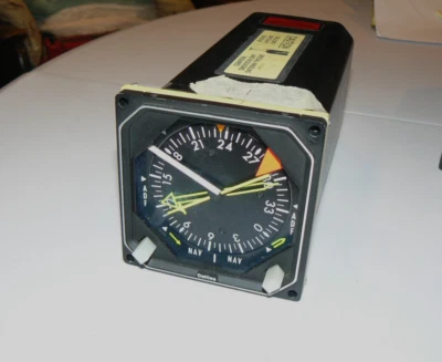 Collins Radio Mag Ind. Etiqueta amarilla y garantía RMI-30 P/N 622-4938-007 Foto 1 de 4