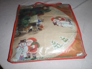 Stickpackung Permin o.C. Tannenbaumdecke, Schneemann und Weihnachtsmann, ovp - Bild 1 von 1