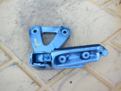 Suzuki Katana 600 GSX600F 2004 OEM clavija trasera izquierda pasajero Foto 1 de 4