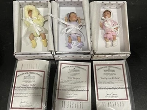 3 Miniature Ashton Drake Dolls Good as Gold, Sour Grapes & Pretty as a Picture - Picture 1 of 4
