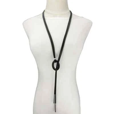 Collar de goma de doble capa para mujer estilo línea negra diseño de cuello de moda Foto 1 de 4