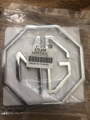 MGB Trunk Motif. 1962-1969.  4 piece. - Image 1 of 3