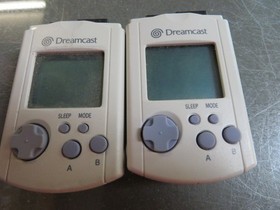 2 Authentic/Original SEGA Dreamcast Visual Memory Card VMU HKT-7000*Not Working?