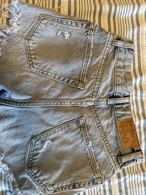Pantalones cortos de mezclilla Bershka Foto 1 de 4