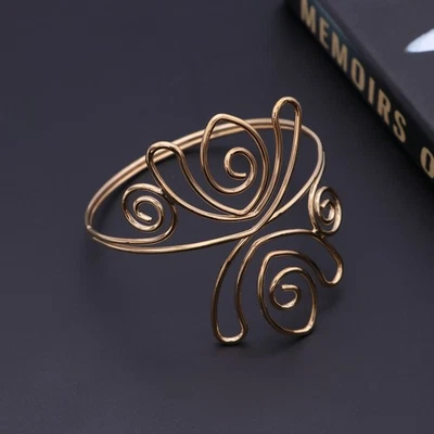 Frauen Gold Farbe Oberarm Armband geschnitzte Tulpe Blumenarmbänder Armreifen - Bild 1 von 4