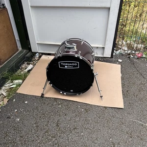 P&P omaggio Batteria basso 18" Mapex. Finitura vino. Manca un piede in gomma 18x16" - Foto 1 di 19