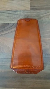 Ford Motor Co Trasero Lente Ámbar No Pieza Número ??? - Picture 1 of 1