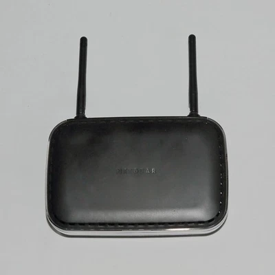 NETGEAR DGN2000 Wireless-N-Router mit integriertem ADSL2+ Modem - Bild 1 von 2