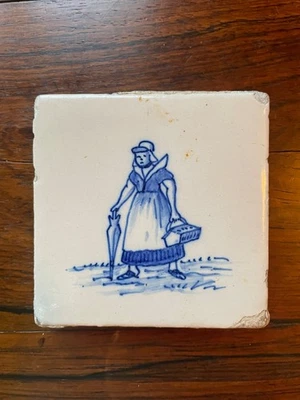 Azulejo antiguo auténtico de Delft 3"x 3" Foto 1 de 2