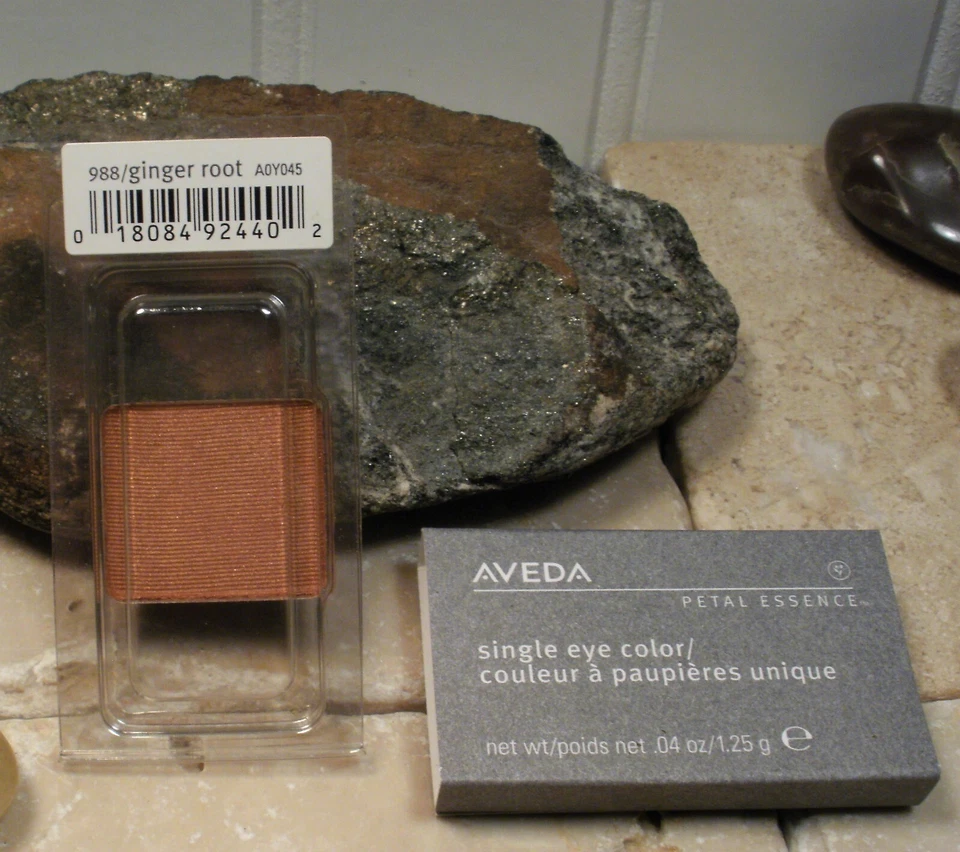 Aveda Petal Essence Eye Color Shadow Collection 10 PC Set Full Sz Ship