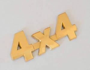 Insignia/emblema de automóvil 4x4 enchapado en oro de 24 K de lujo - Imagen 1 de 1