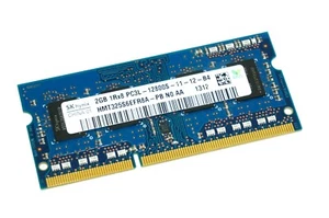 HMT325S6EFR8A-PB GENUINE HYNIX LAPTOP MEMORY 2GB PC3L-12800S DDR3 SODIMM (CA610) - Picture 1 of 2
