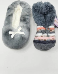 2 pair of slipper socks Joyspun gray pink striped and Fuzzy Babba gray F2 - Picture 1 of 5