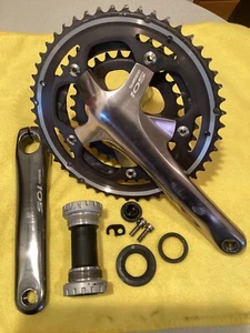 Shimano 105 Triple Crankset 172.5 10 Speed With Shimano Bottom Bracket - Picture 1 of 17