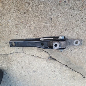 22 - 24 VOLKSWAGEN JETTA TAOS AUDI TRANSMISSION REAR MOUNT SUPPORT BRACKET OEM - Picture 1 of 3