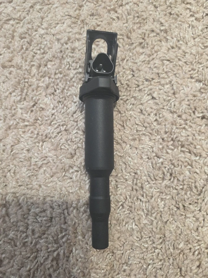 06-07 BMW E60 530xi Sedán 3.0L N52 Bobina de encendido #1 1437986 Foto 1 de 3