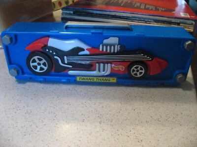 Vintage Mattel Hot Wheels Sol Aire Cx4 Plastic 5 Car Travel Case with Handle - Image 1 of 4