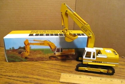 Liebherr R952 Hydraulic Excavator 1:50 Conrad Toy #2826 W Germany Die Cast Metal - Image 1 of 4