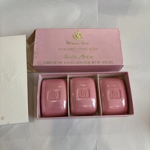 Vintage Elizabeth Arden Memoire Cherie metà secolo sapone mani profumato in scatola 3 barrette - Foto 1 di 7