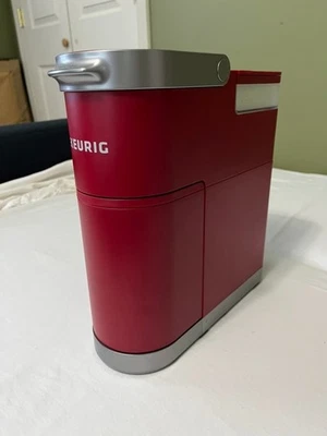 Cafetera Keurig roja Foto 1 de 3