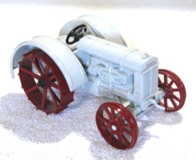 TRACTOR FORDSON F VINTAGE ERTL 1990 EDICIÓN COLECCIONISTA JUGUETE DE GRANJA Foto 1 de 4