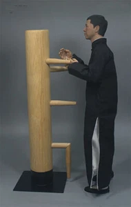 1/6 Ip Man Wing Chun Stun Wooden Dummy Kung Fu Strike Pad Metal Base Figure 28cm - Picture 1 of 6