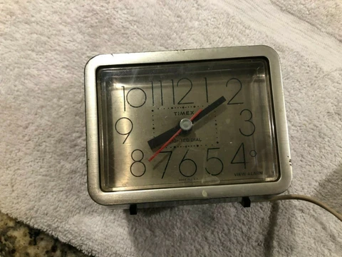 Vintage Timex Electric Alarm Clock 7434-5 Wood Grain Retro-Tested-Snooze Broken Cover