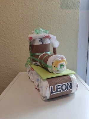 HANDGEFERTIGT Windeltorte,Windelzug,Windellok,Geschenk,Geburt,Junge,Mädchen,Schnullerkette