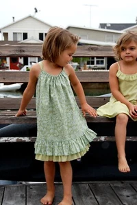 👗 NEIGE CLOTHING Green Sundress ~ Sz 8 - Picture 1 of 3