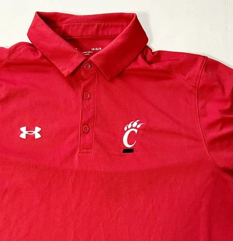 Under Armour Men’s Large Red Cincinnati Bearcats (UC) Golf Polo Shirt Cover