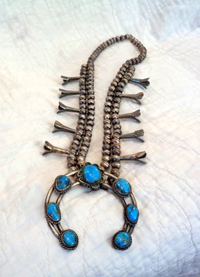 COLLAR VINTAGE NA AMERICAN PLATA/TURQUESA FLOR DE CALABAZA CON COLGANTE NAJA~E Foto 1 de 4