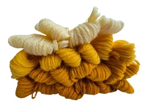 Paternayan Persian Yarn Lot Of 22 Skeins Gold Butterscotch 3 Ply Wool Tapestry - Picture 1 of 6