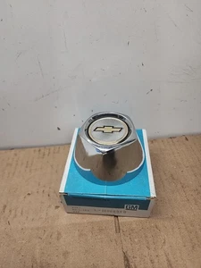 NOS 1984-1990 Chevrolet Celebrity Rally Wheel Center Cap GM 14079960  - Bild 1 von 5