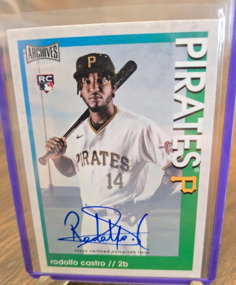2022 Topps Archives Snapshots RC Rodolfo Castro Auto - Image 1 of 1