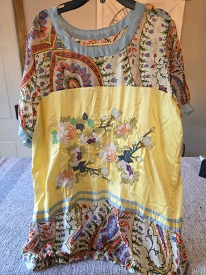 Blusa para mujer Johnny Was. Talla Lg. Excelente estado. Foto 1 de 4