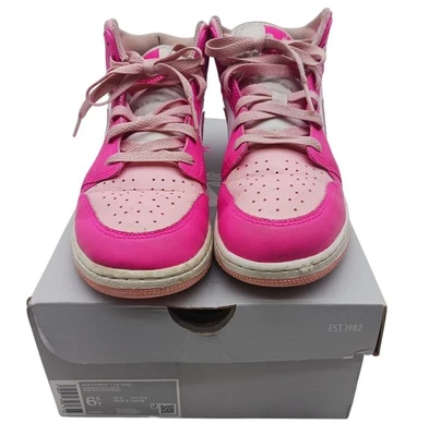Nike Air Force 1 LE GS Pink/White Kids Sneakers Size 6Y - Image 1 of 4
