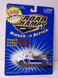 Road Champs International Tow Truck...1/64 - Picture 1 of 6