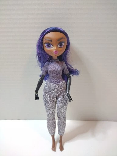 Mattel DC Super Hero Girl's Catwoman GFX18 2019 pelo púrpura afroamericano 10" Foto 1 de 4