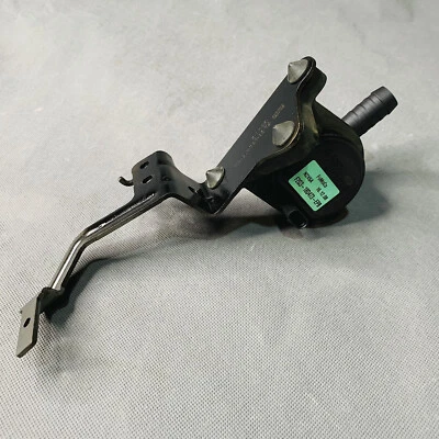 Bomba de agua refrigerante auxiliar Bosch para LINCOLN F2G318D473EPB, F00HX2J087 Foto 1 de 4