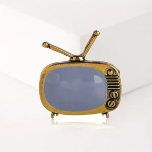 Television Set Retro Looking Metal and Enamel Badge  Pin Free Post - Picture 1 of 5