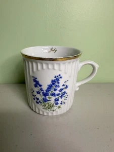 1. Juli Blume des Monats Larkspur Original Böhmen Tschechoslowakei Kaffeetasse - Bild 1 von 3