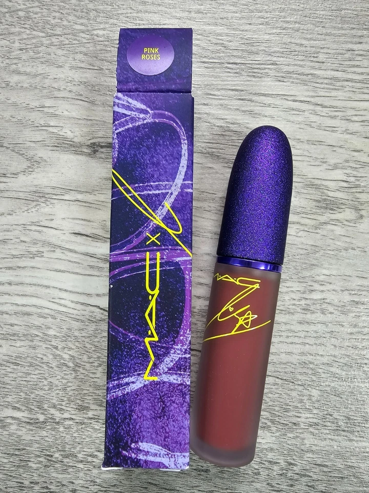 MAC Powder Kiss Lipcolour 'Pink Roses' NEW Boxed - Image 1 of 1